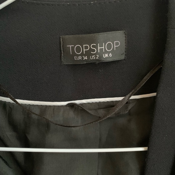 ✨2 for 20$✨Topshop Black crop blazer - Picture 3 of 4
